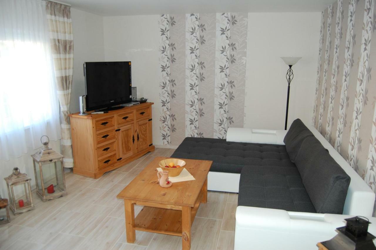 Ferienwohnung Am Schmollensee Pudagla Luaran gambar